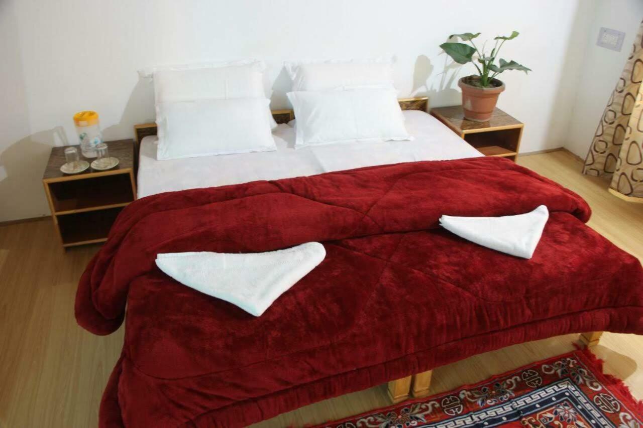 Odbar Guest House Best Guest House At Leh Ladakh Exterior foto